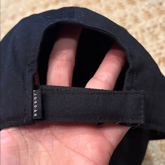 Jordan Black Cap with White Jumpman Logo-Youth - Picture 3 of 7